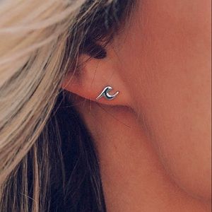 Pura Vida Silver Wave Stud Earrings